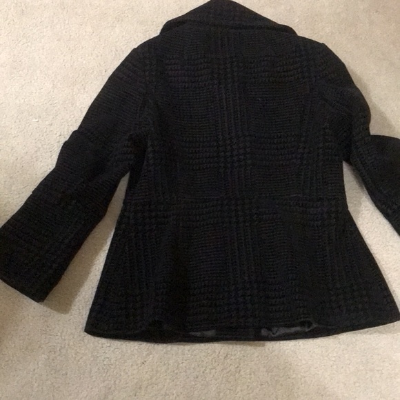 Elegant Cloth Coat - Picture 3 of 8